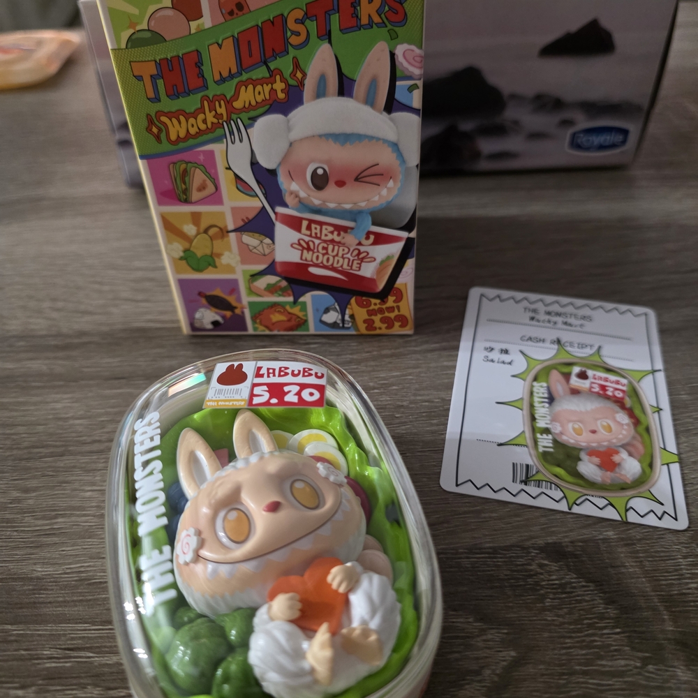 The Monsters Wacky Mart - Salad Labubu